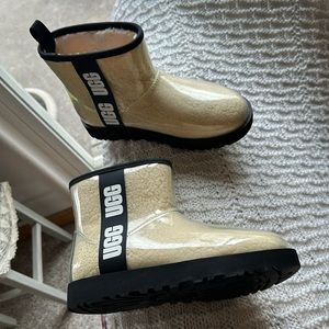UGG BOOTS SZ 7